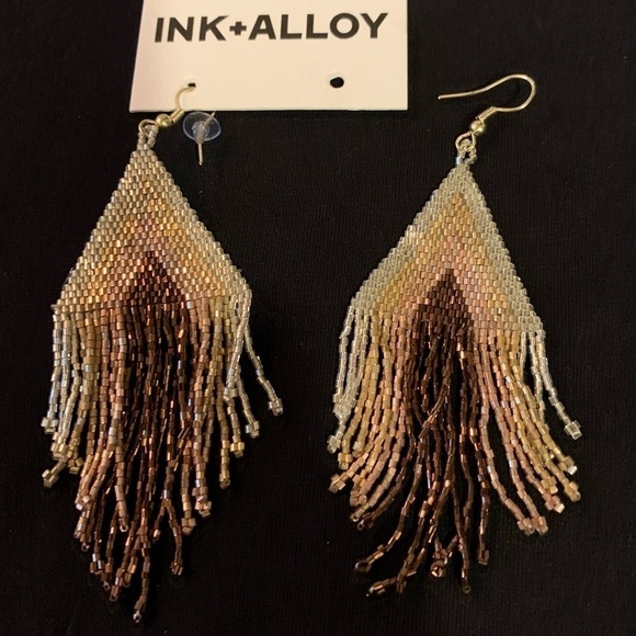 Ink and Alloy Jewelry - 🌷Handmade Earrings made with TINY seed beads🌷